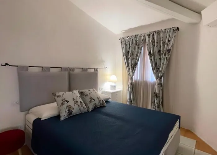 Due Passi Dal Centro Holiday home *